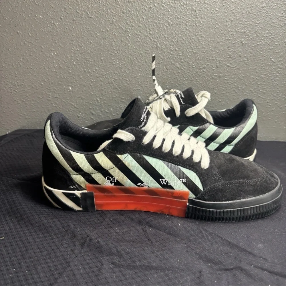 Size 11 - Off-White Vulc Sneaker Low Black Green - Picture 7 of 15